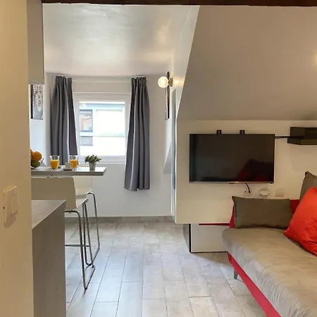 Apartment Antibes Bis *